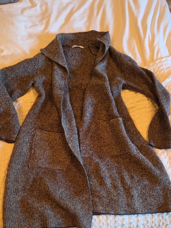 Suzy Shier Sweaters - Suzy Shier Women's Open-Front Cardigan in Charcoal Gray